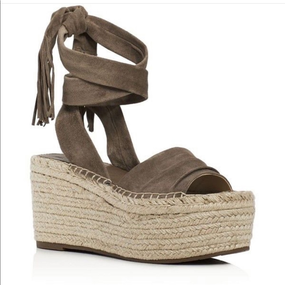 Marc Fisher Rabecca Platform